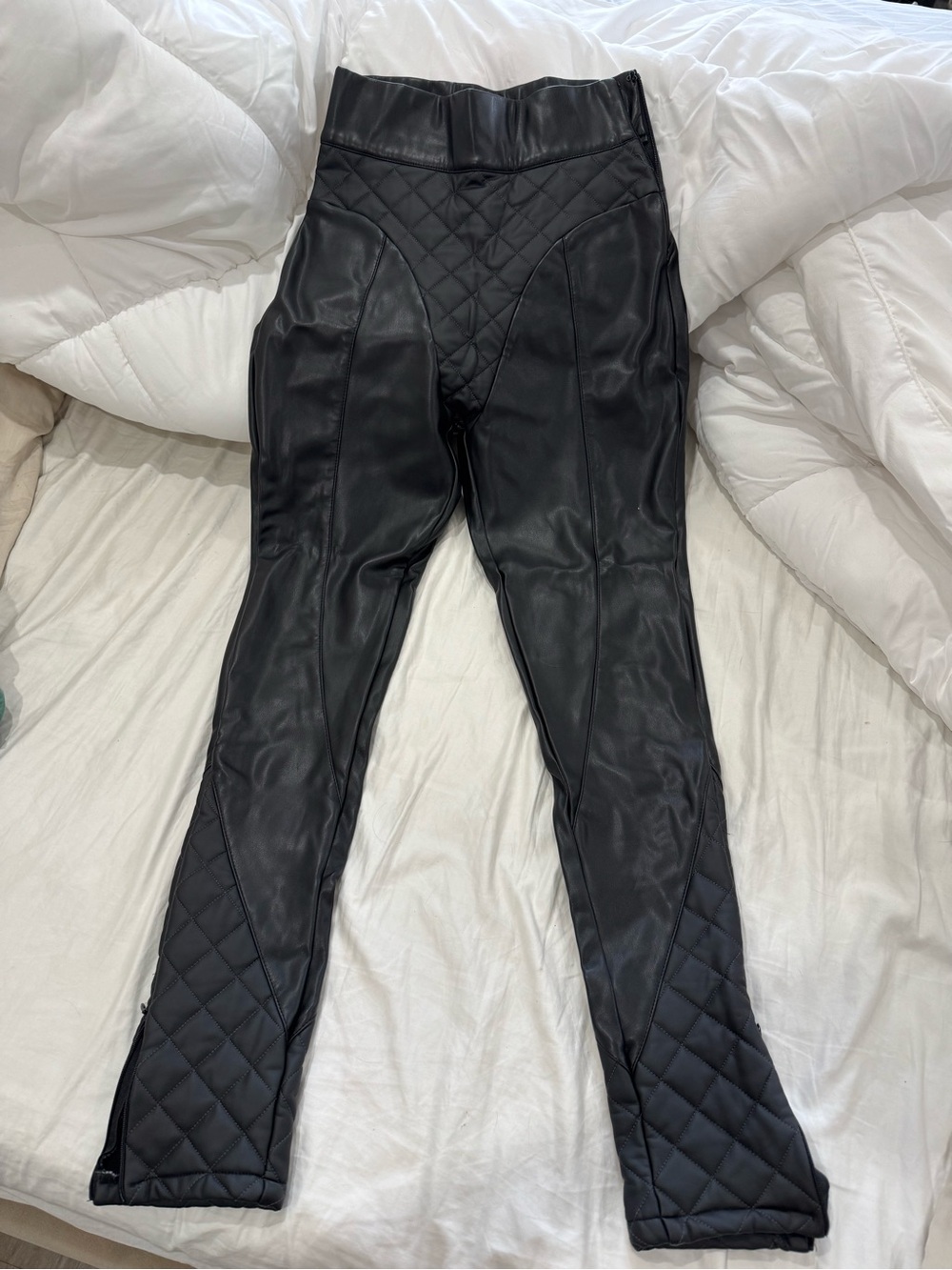 Manière De Voir: Quilted Faux Leather Leggings, Black, US 6/UK 10